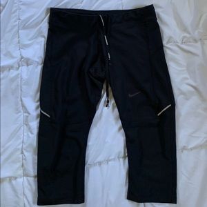 nike cropped leggings